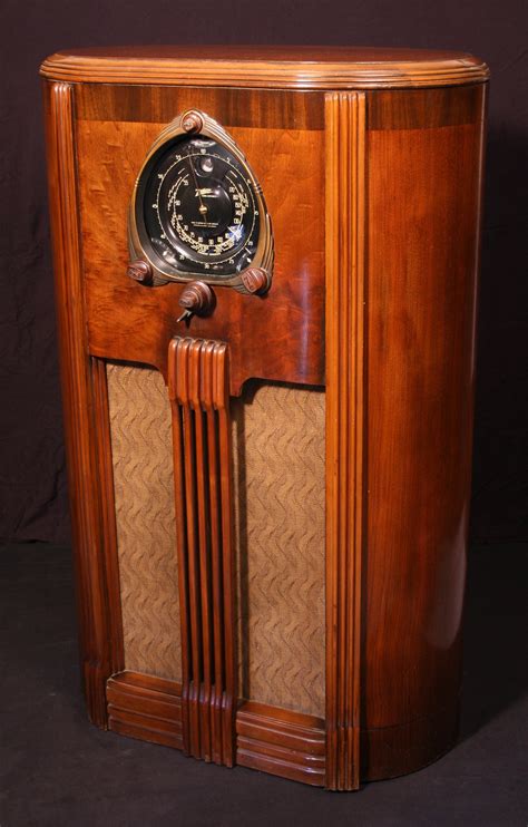 Zenith 9-S-263 (9S263) Shutter-Dial Floor Model Radio (1938)