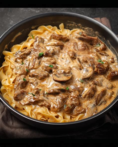 Easy One-Pan Beef Stroganoff
