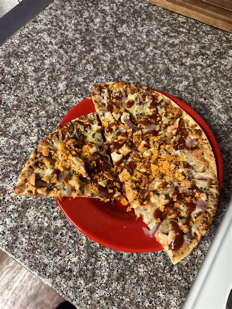 California Kitchen BBQ chicken pizza W/ Taco Bell Fire Sauce and ...