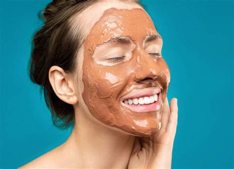 Multani Mitti: The probable Secret To An Ever-Glowing Skin | Grazia India