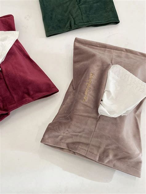 Borsa in velluto ricamata per l'estrazione di fazzoletti di carta ...