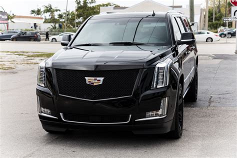 2019 Cadillac Escalade Premium Luxury 4dr SUV