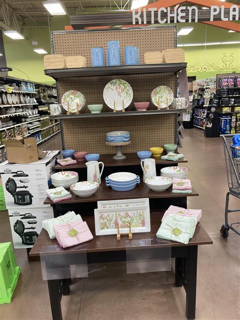 My Kitchenplace Department Merchandising 🤩 : r/kroger
