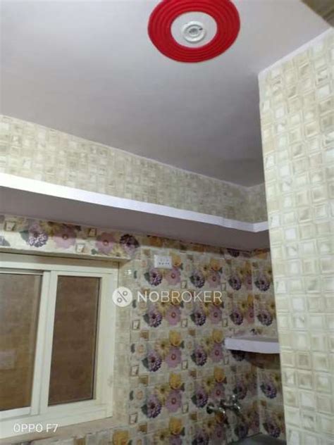 2 BHK Flats for Sale Near Dhaba Estd 1986 Delhi, Noida 62 Ground Floor ...