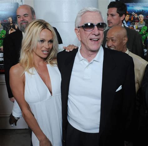 Actor Leslie Nielsen dead at 84 - UPI.com