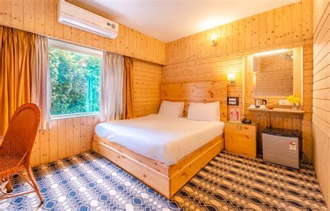 Rooms at Hotel Mirage Rajbagh – Comfortable Stay in Srinagar, Jammu and ...
