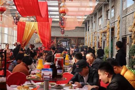 凤凰记者探访银川餐饮店：已接到通知可恢复营业