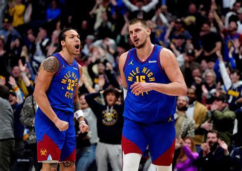 Increíble punto de Nikola Jokic en el último segundo en la NBA - La Tercera