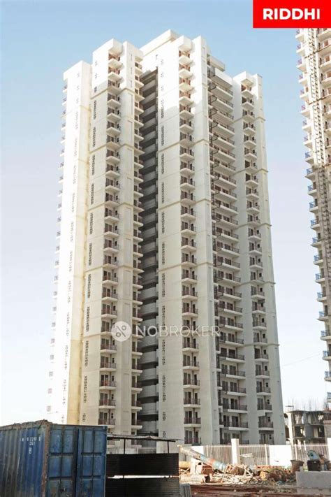 3 BHK in Sector 10 near {street} for Rs {formattedPrice} available ...