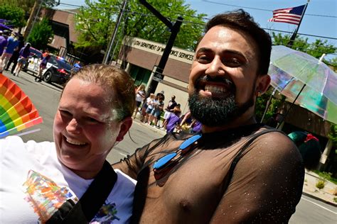 Thousands take to SLC’s streets for 2023 Pride Parade - The Globe