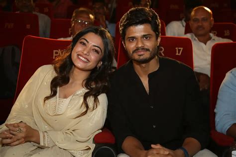 Baby Movie Song Launch Event : 'బేబీ' సినిమా సాంగ్ లాంచ్ ఈవెంట్.. సందడి ...