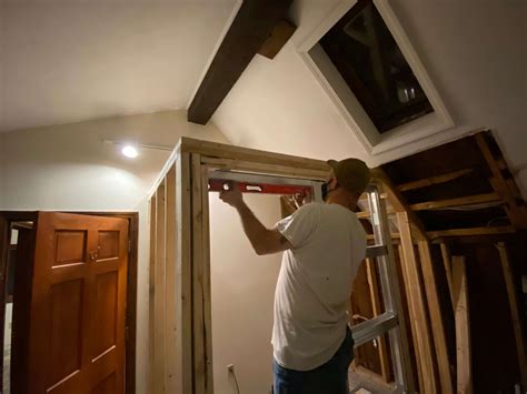 How to replace carpet with hardwood floor? A step-by-step guide to ...