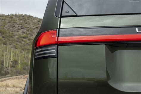 2024 Lexus GX 550 Overtrail Nori Green - Stunning HD Photos, Videos, Specs, Features & Price ...