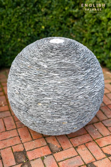 DIY Slate Cladding Water Feature 的图像结果