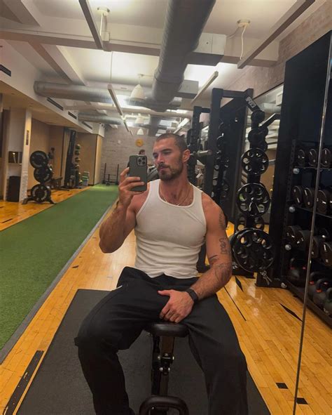 Michael Yerger | Michael Yerger Volume I is a 188-page hardcover fine art nude photo collection ...