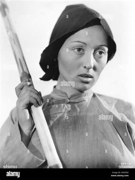 Portrait of German actress LUISE RAINER as O-Lan inTHE GOOD EARTH 1937 Director SIDNEY FRANKLIN ...