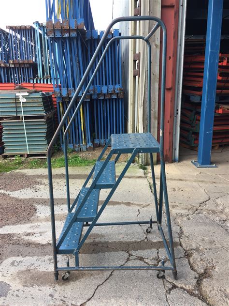 Used Ladders for Sale Near Me 的图像结果