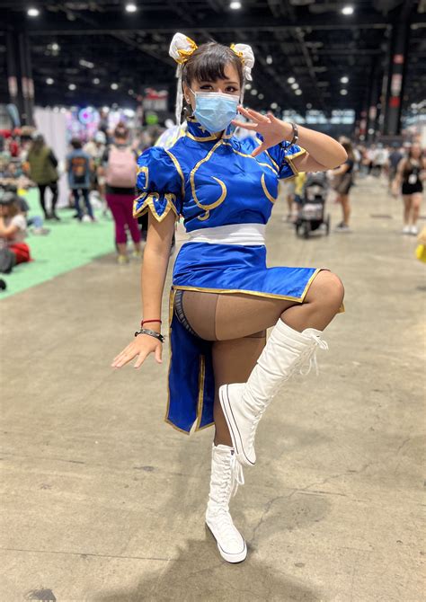 C2E2 2022 | Cosplay dress, Chun li costume, Cool costumes