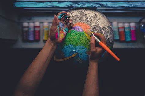 Check Up Colorful World 的图像结果