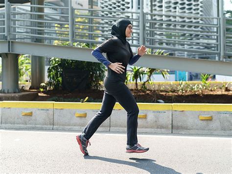 Running Feet 的图像结果