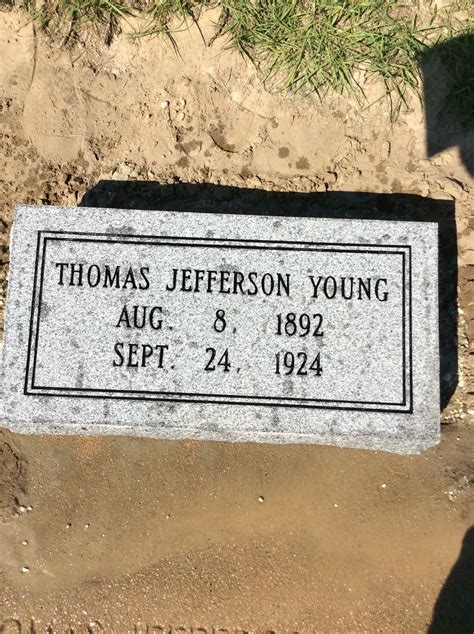 Thomas Jefferson Young (1892-1924): homenaje de Find a Grave