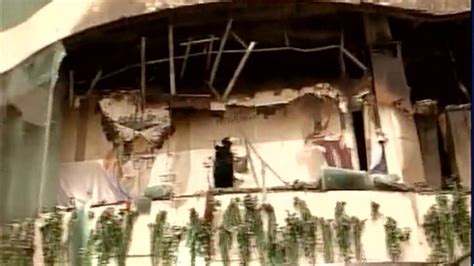 State mates: MS Dhoni and Aaron are both from Jharkhand, but their domestic careers didn't quite ove