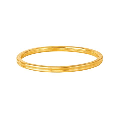 Refined Glossy Gold Bangle