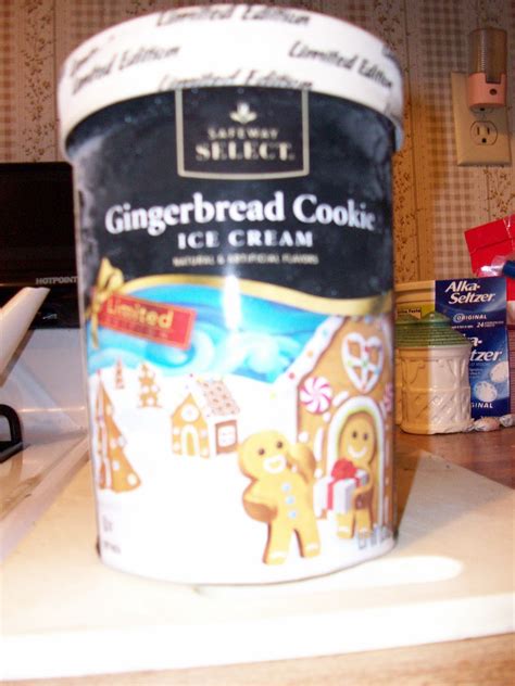 Whatever I Think Of!: Safeway Gingerbread Cookie Ice Cream