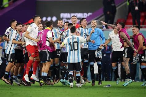FIFA预测荷兰VS阿根廷首发：梅西PK德佩，范迪克德保罗出战-直播吧
