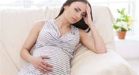 Mental health issues and pregnancy: Know how to deal with it ...