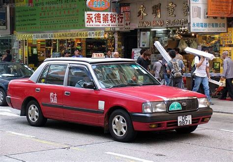 香港的出租车是什么车型？-香港出租车2016年都什么车什么样子