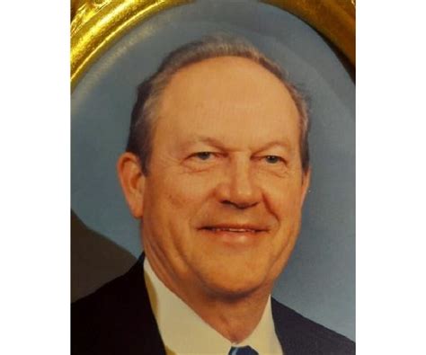 Gordon Hielsberg Obituary (1931 - 2024) - Oshkosh, WI - Oshkosh Herald