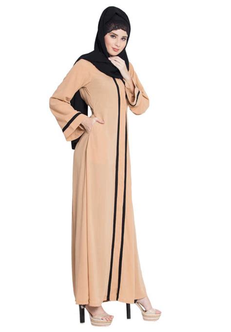 Tanvi Simple Front Open Abaya with Contrast Panel & Sleeves | Arabian ...