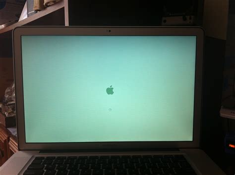 Macbook Pro (15" early 2011) horizontal l… - Apple Community