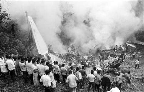 7中国南方航空1992年桂林空难，波音737飞机倒飞状态坠落大地,历史,中国现代史,好看视频