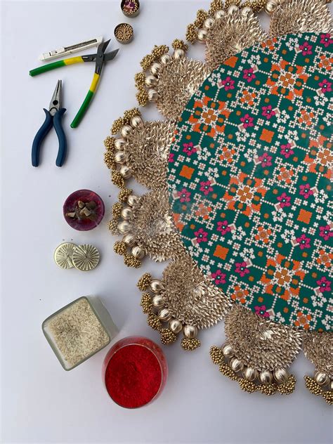 The Bottle Green Navratna Gota Scallop Rangoli – IBHI