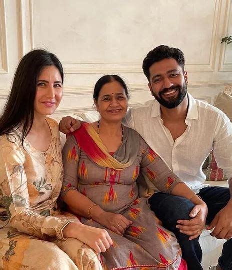 Mother's Day 2022: Vicky Kaushal has the sweetest 'Punjabi' wish for ...