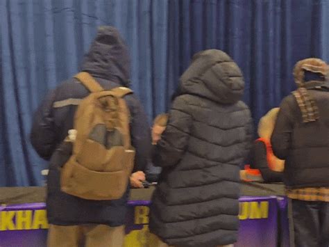 Khalistan supporters disrespected Tricolor in Canada: Slogans of 'Kill ...