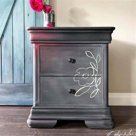 Chalk Painting Furniture: Revamp Your Home Now