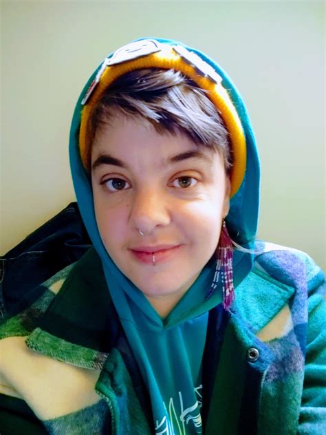 Feeling heckin' *euphoric* with this fit and wanted to share my joy ...