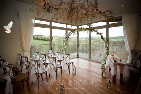 Intimate Wedding Blog - 5 Steps to Getting Married in the UK