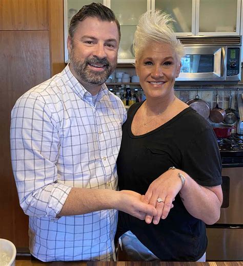 Anne Burrell Marries Stuart Claxton