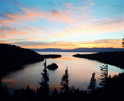 Emerald Bay State Park: An Explorer's Guide to Natural Wonders and Outdoor Activities - Lake.com