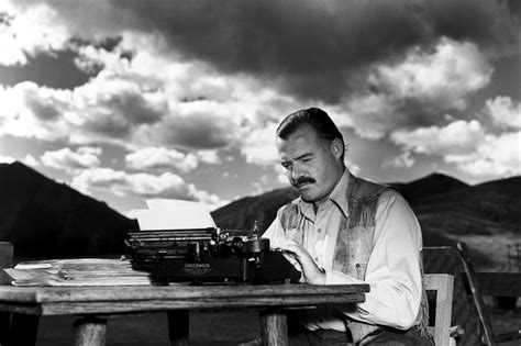 Ernest Hemingway wallpaper | 2000x1333 | #62428