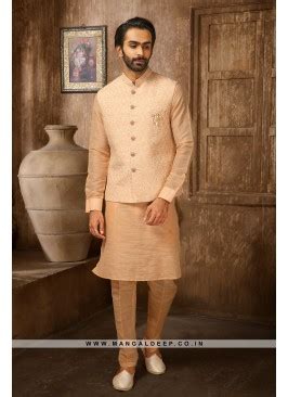 Men's Navy Blue Ethnic Motifs Kurta with Pyjamas & Nehru Jacket