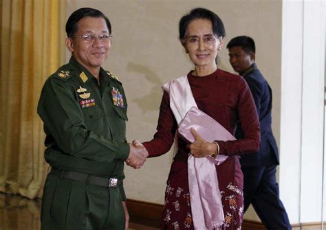 缅甸民众与军方对峙，流血冲突不断，王毅外长对此提出了3点建议_腾讯新闻