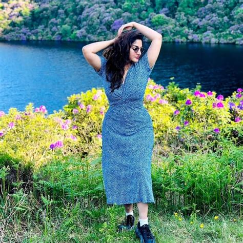 Honey Rose: హాట్ హాట్‌గా హానీ రోజ్.. అలా బిజీ అయిపోయిన బాలయ్య భామ ...