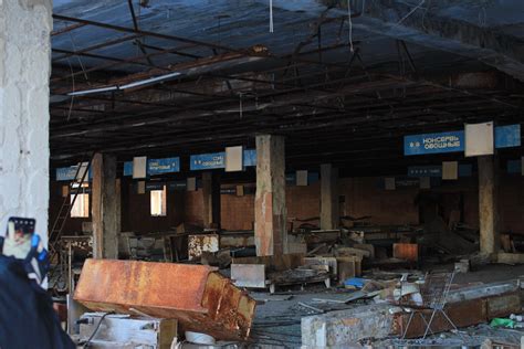 Abandoned Soviet Grocery store in Pripyat, Ukraine [2592 x 1728] [OC ...
