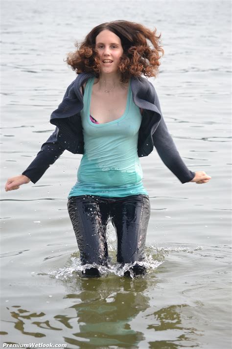 Ladies Golf Wet Gear at Iris Morris blog