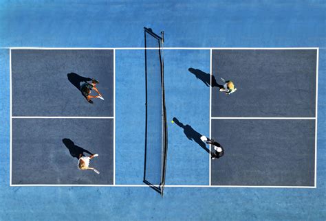 Playing Tennis 的图像结果